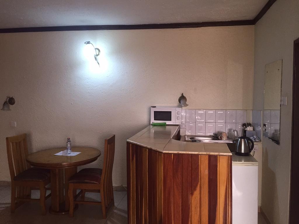 קומסי Hotel De Texas חדר תמונה